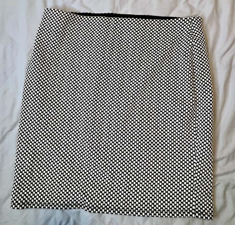 Black & White Textured Geometric Mini Pencil Skirt Mod 60s Retro Preppy Statemen